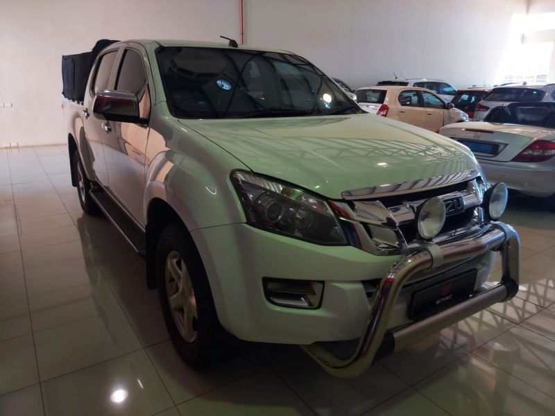 2016 Isuzu KB Series photo 1