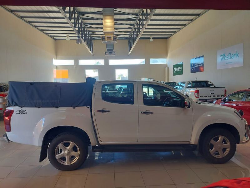 2016 Isuzu KB Series photo 2