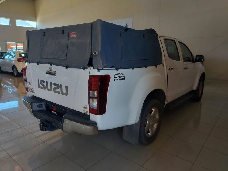 2016 Isuzu KB Series photo 3