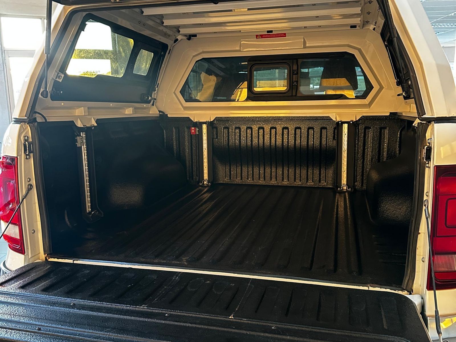 2020 Volkswagen Amarok photo 7