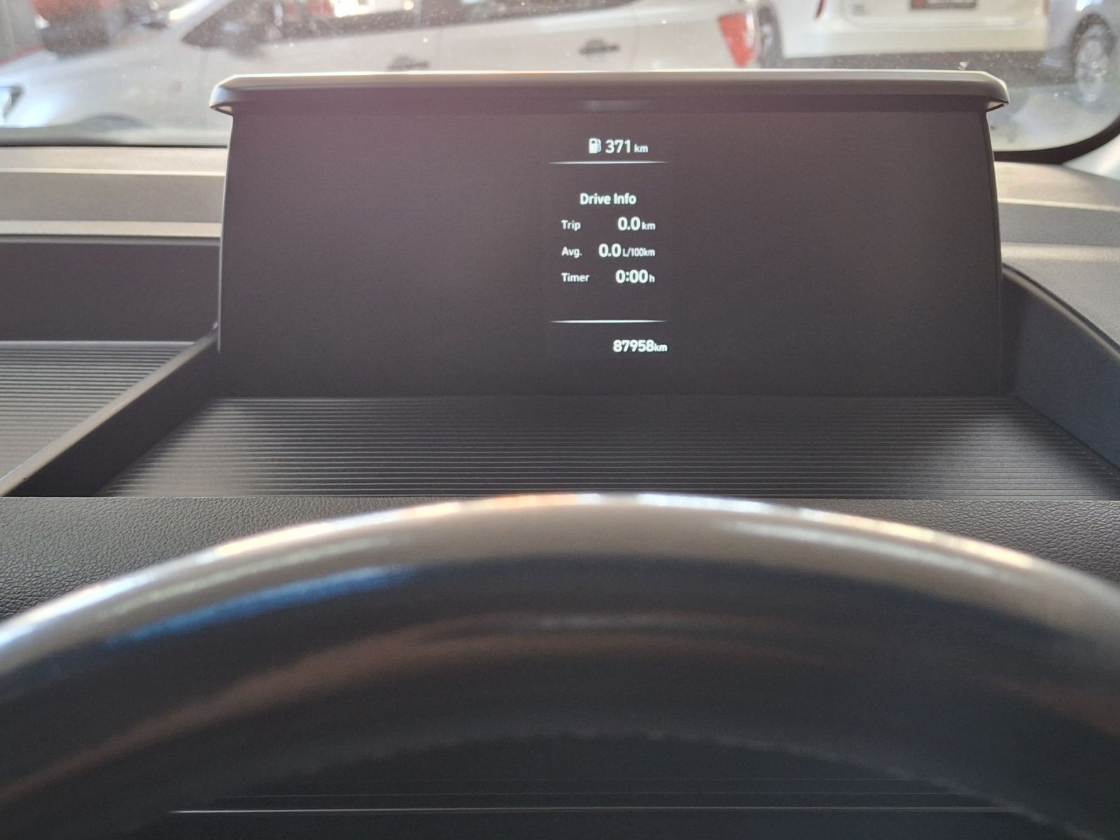 2022 Hyundai Staria photo 7