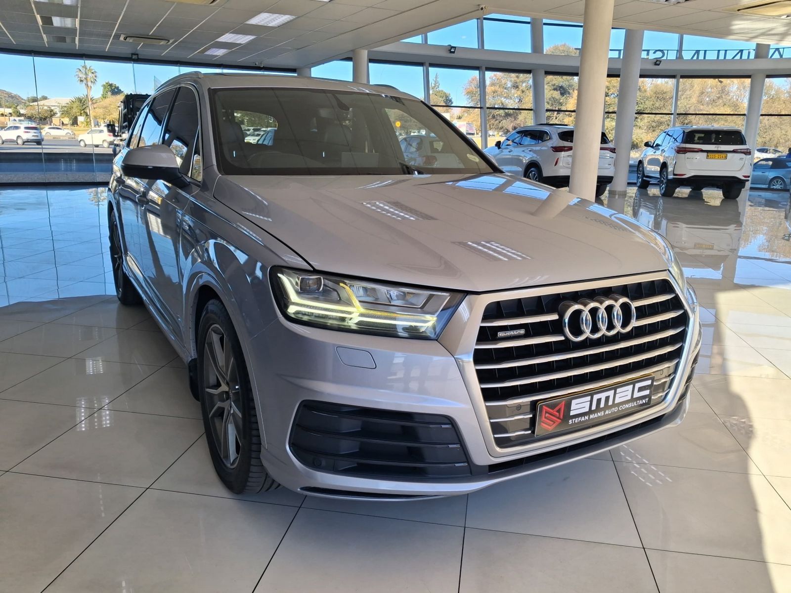 2016 Audi Q7 photo 2