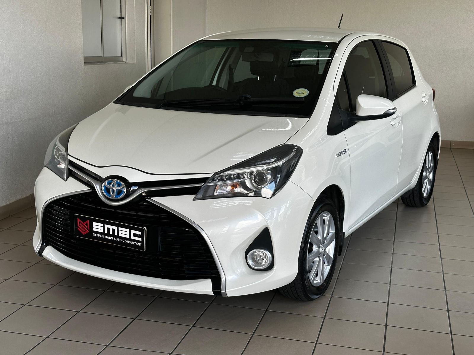 2015 Toyota Yaris photo 1