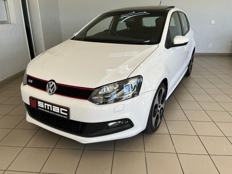 2013 Volkswagen Polo photo 1
