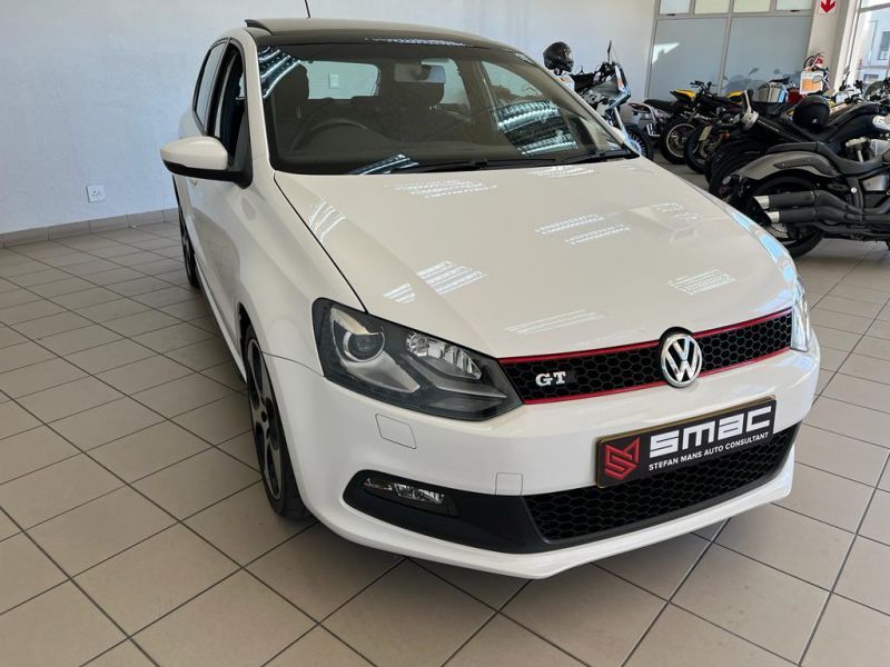 2013 Volkswagen Polo photo 2