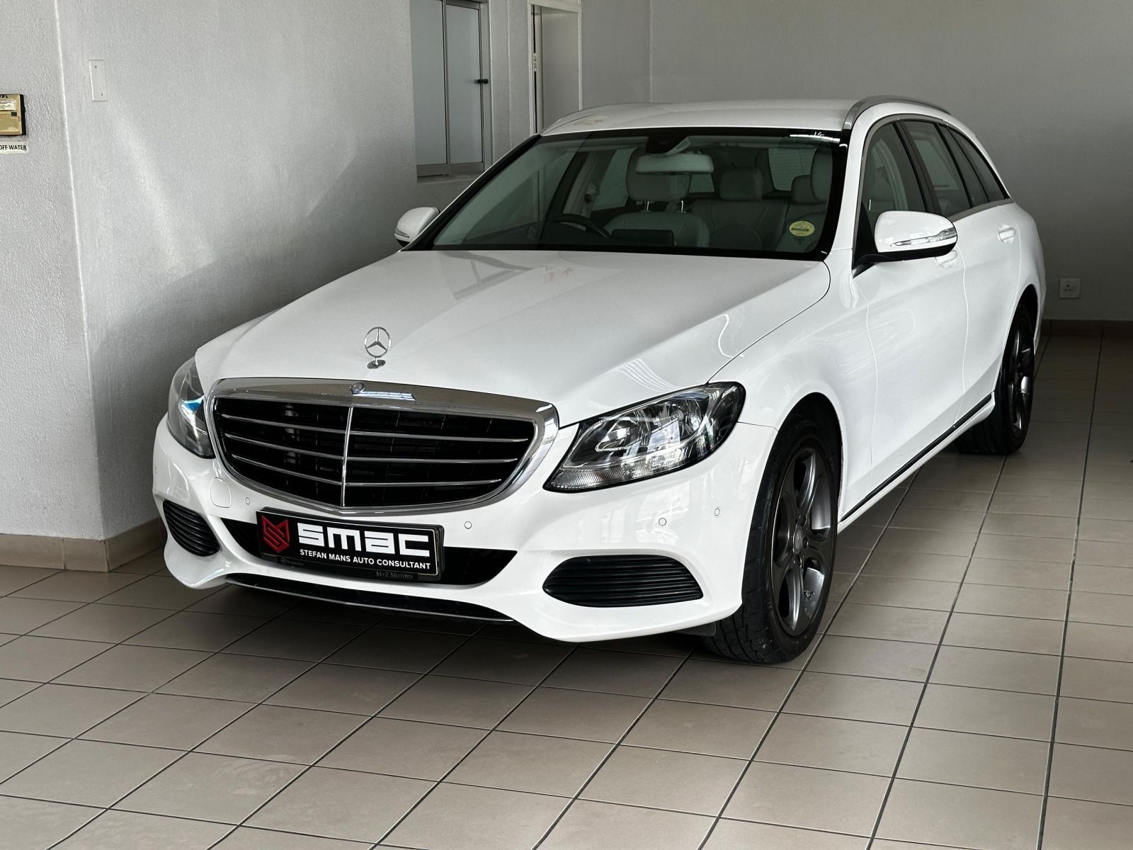 2015 Mercedes-Benz C Class photo 1