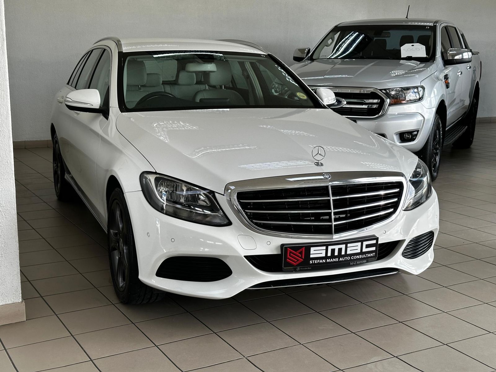 2015 Mercedes-Benz C Class photo 2