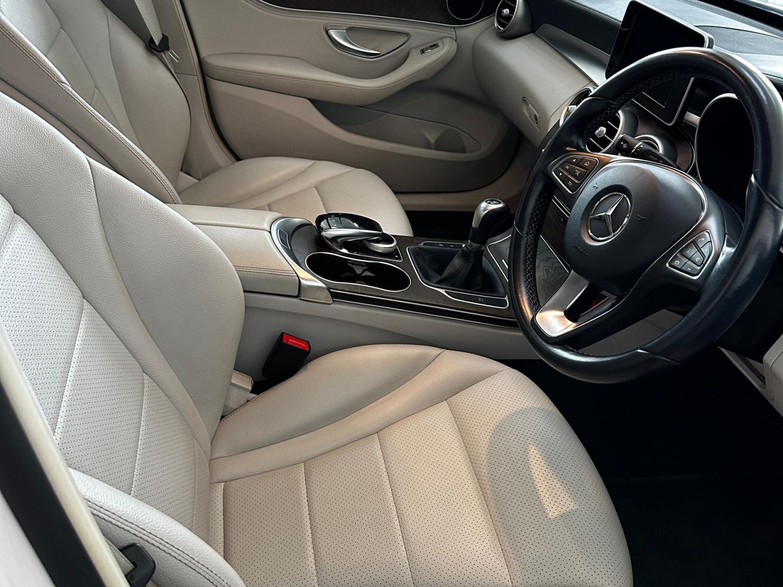 2015 Mercedes-Benz C Class photo 6