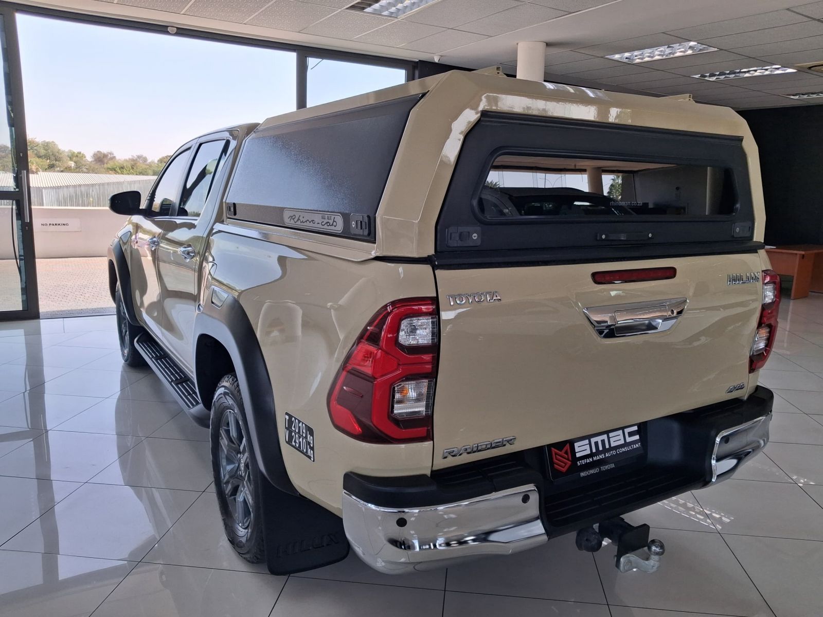 2022 Toyota Hilux photo 4