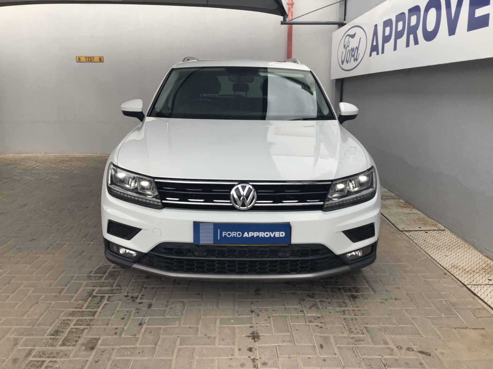 2019 Volkswagen Tiguan photo 3