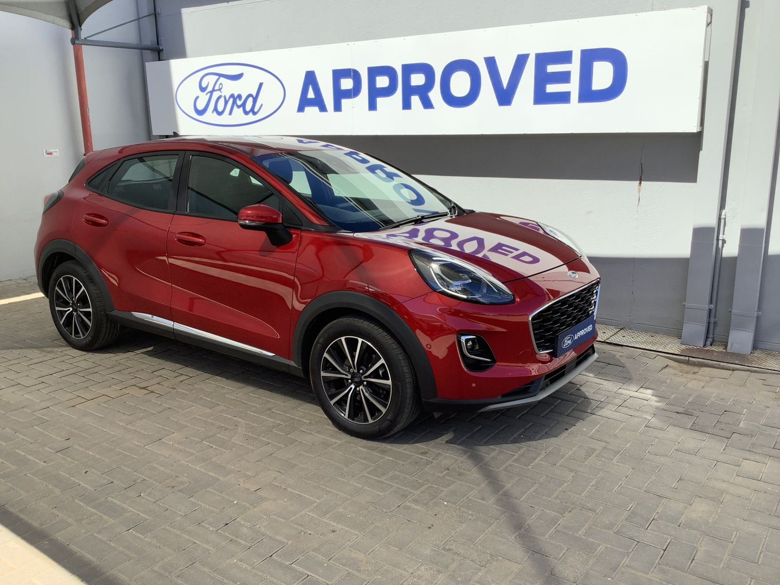 2023 Ford Puma photo 2