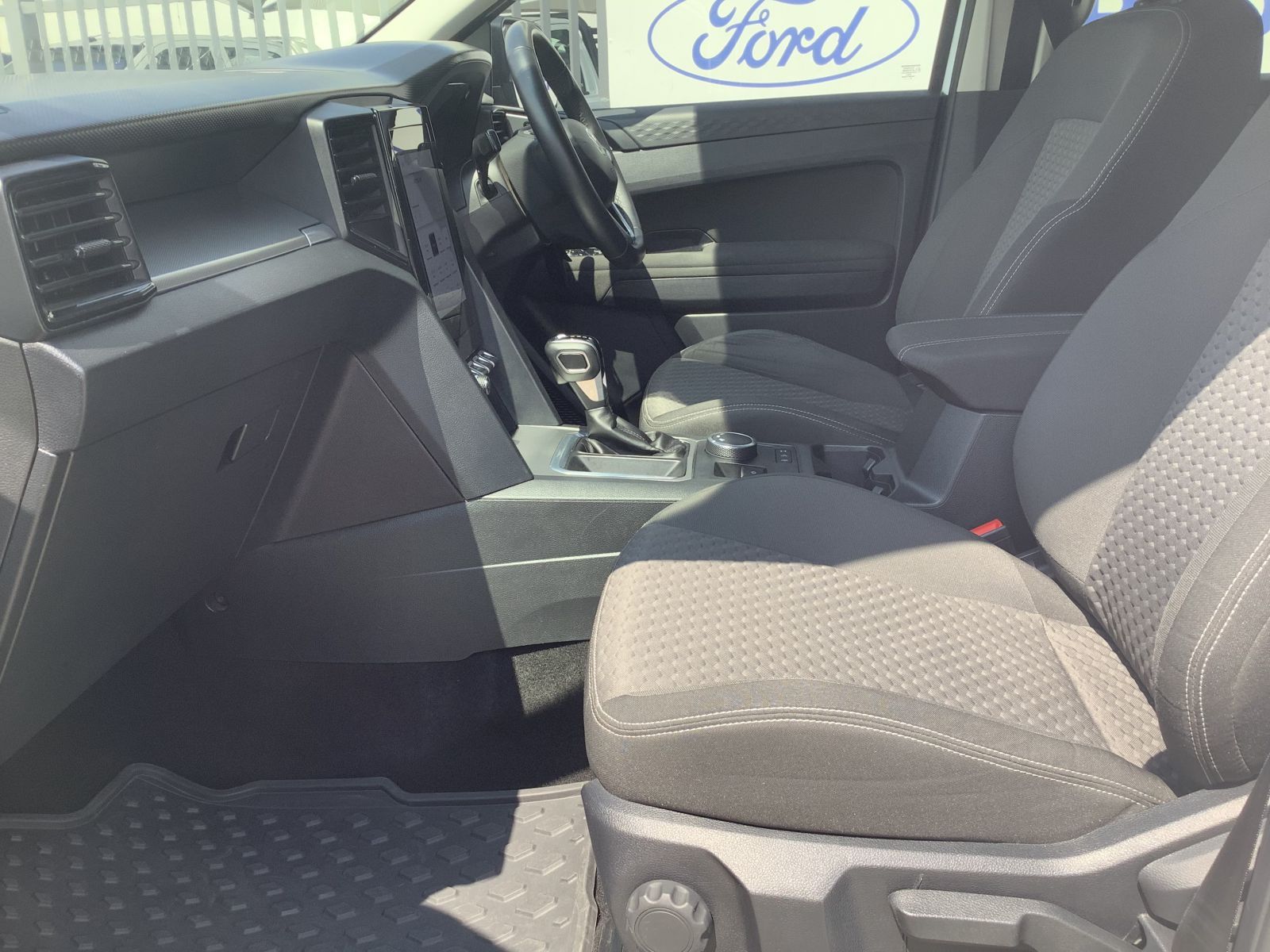2023 Volkswagen Amarok photo 5