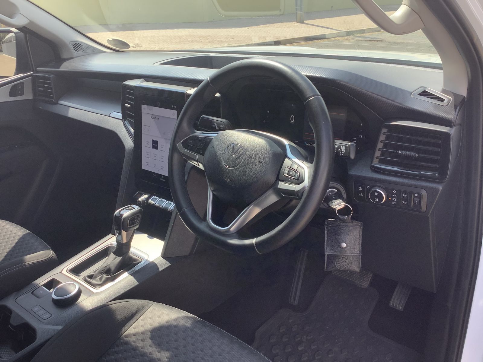 2023 Volkswagen Amarok photo 6