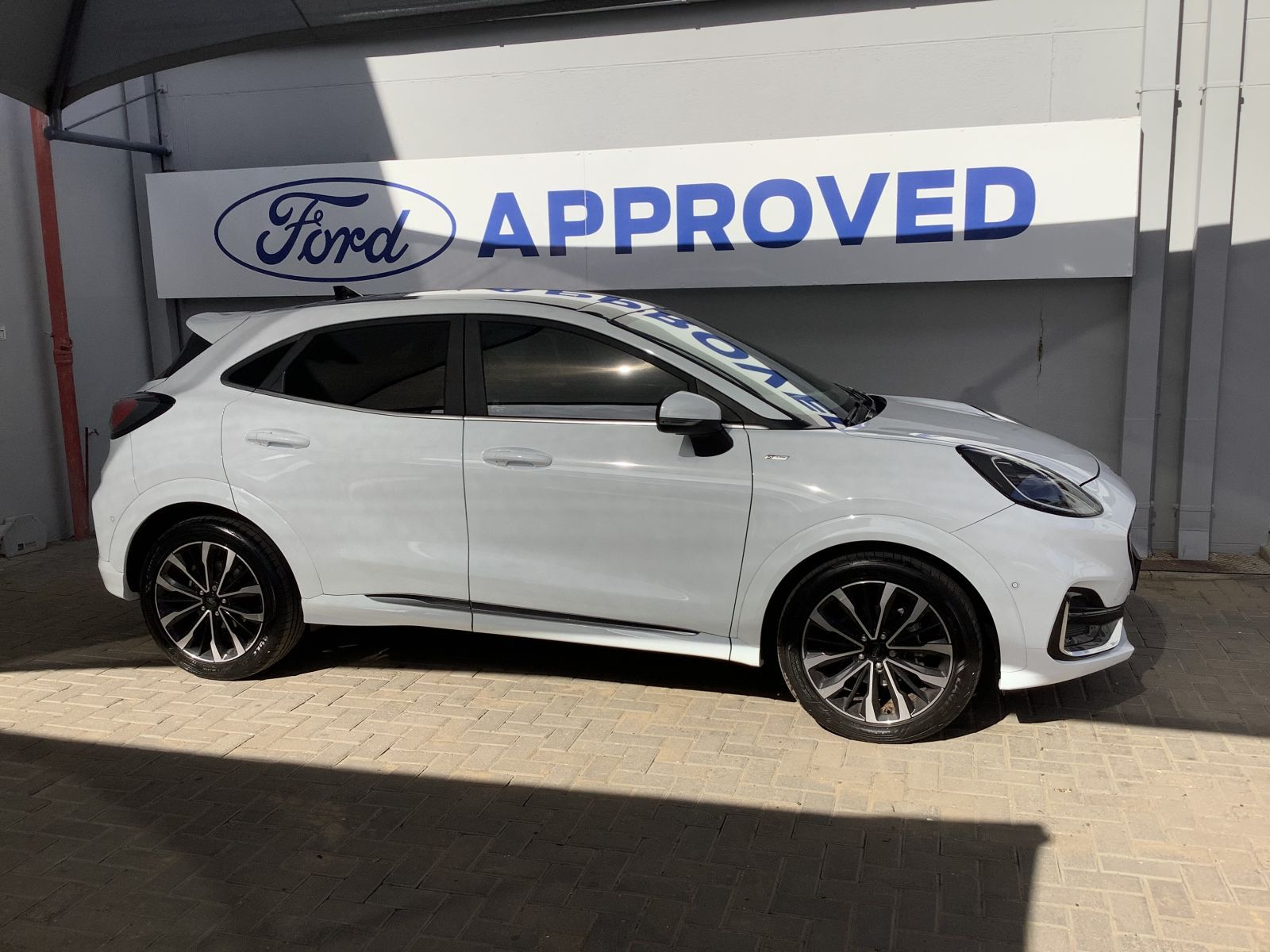 2024 Ford Puma photo 1