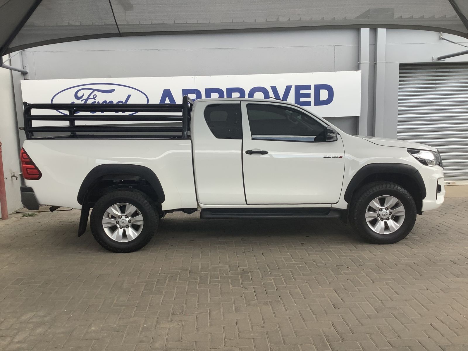 2019 Toyota Hilux photo 1