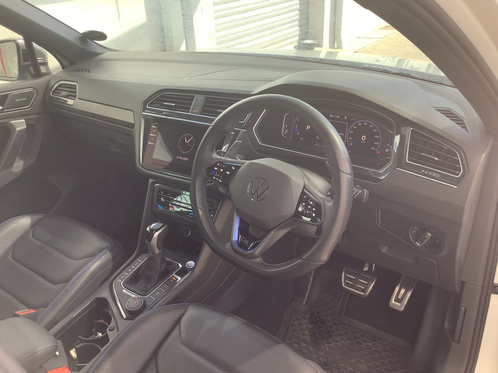 2023 Volkswagen Tiguan photo 5