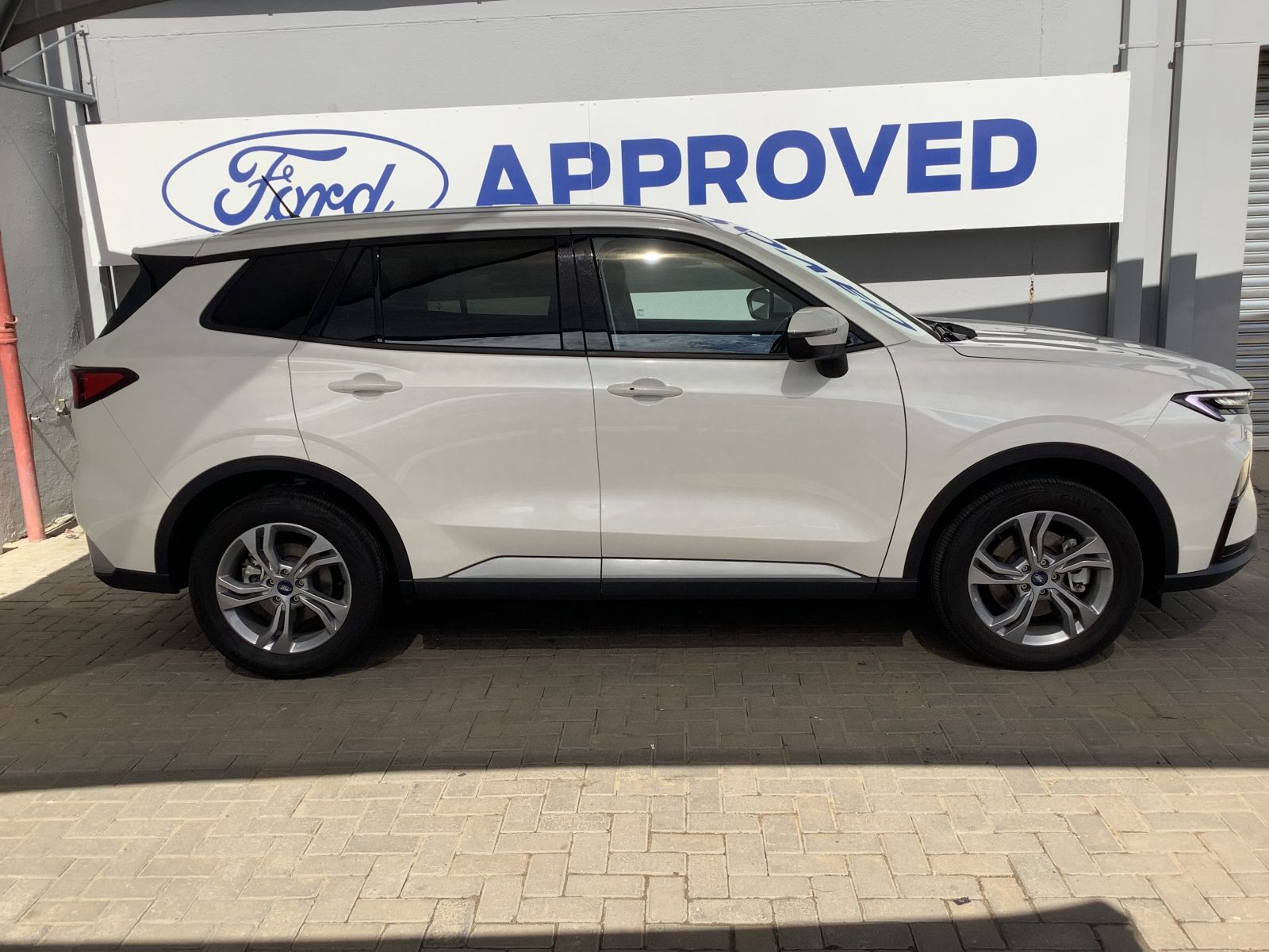 2024 Ford Territory photo 1