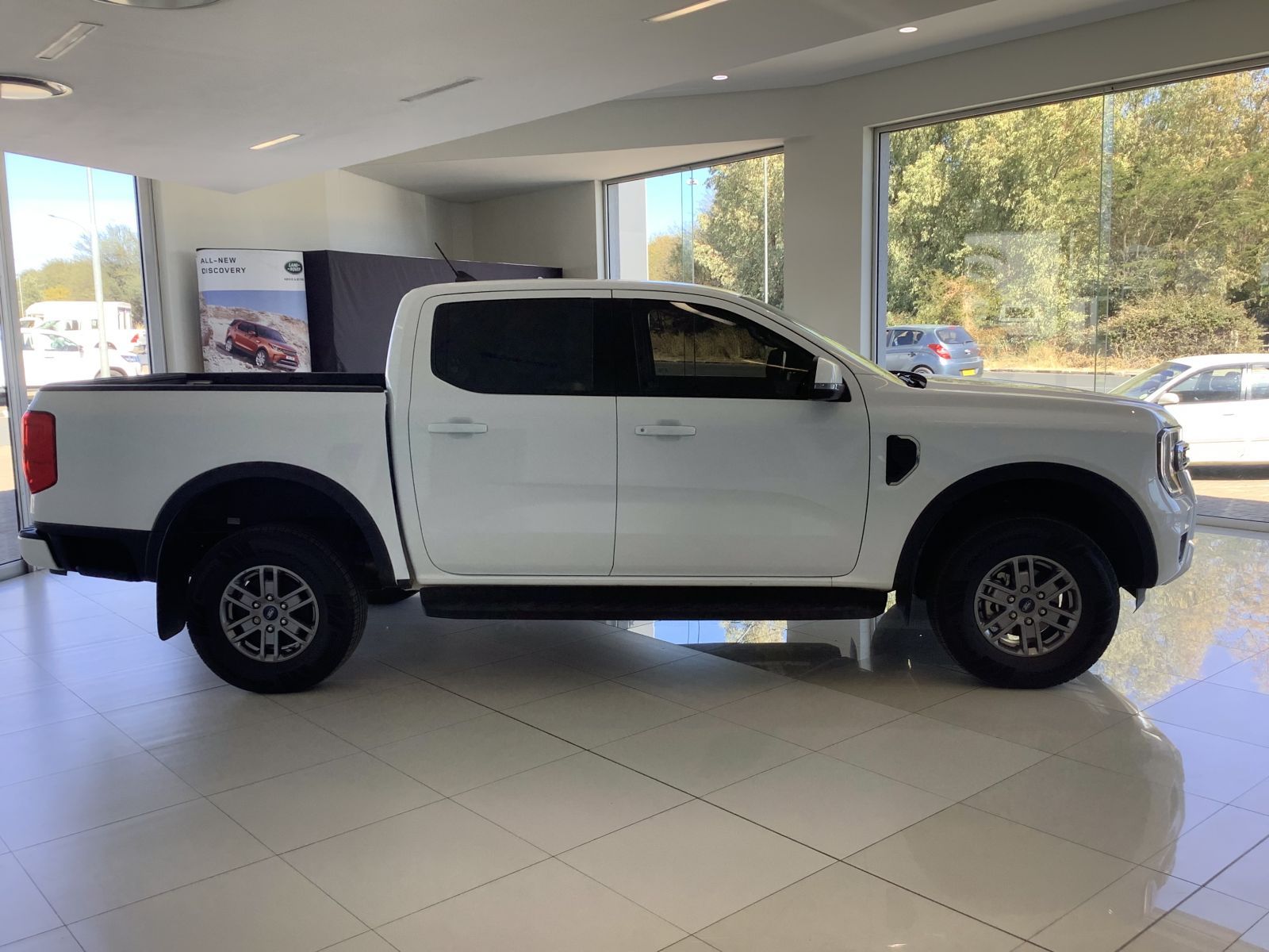 2025 Ford Ranger photo 2