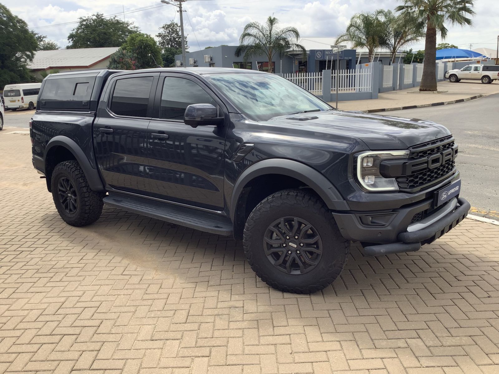 2023 Ford F-150 photo 4