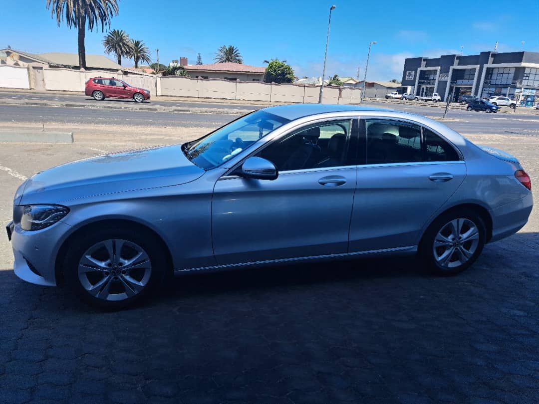 2021 Mercedes-Benz C Class photo 4