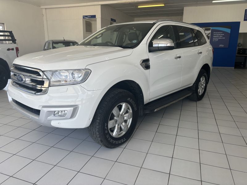 2016 Ford Everest photo 4