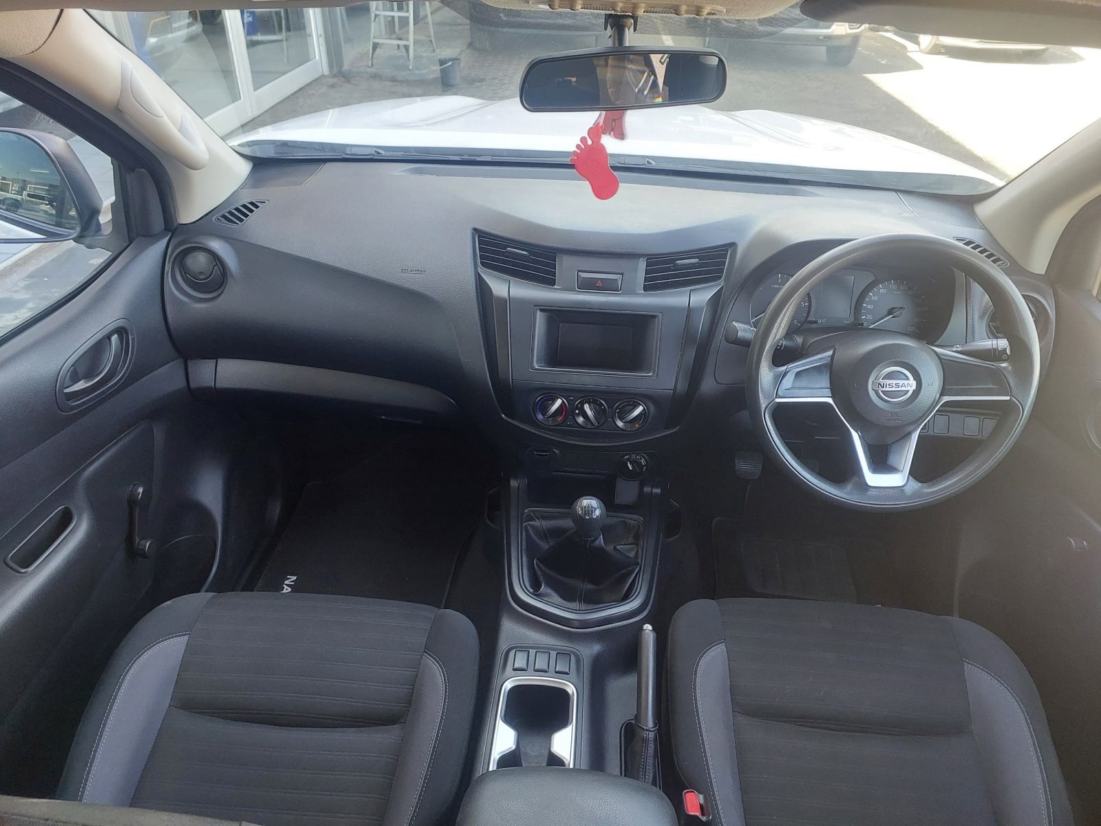 2024 Nissan Navara photo 6