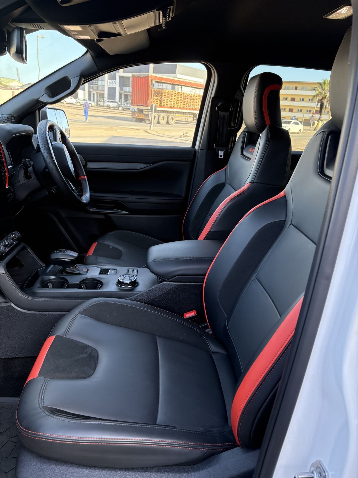 2024 Ford F-150 photo 7