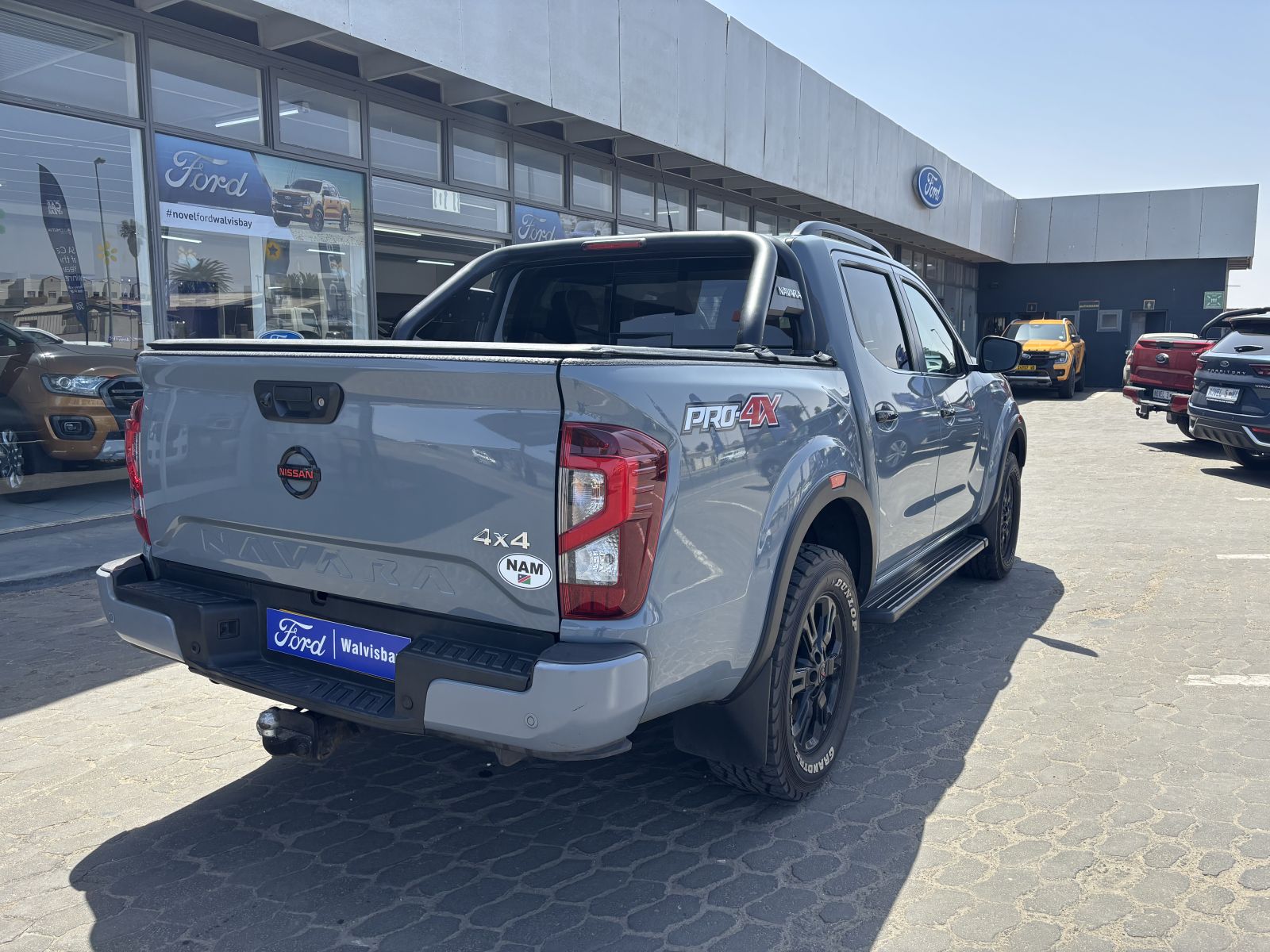 2023 Nissan Navara photo 4
