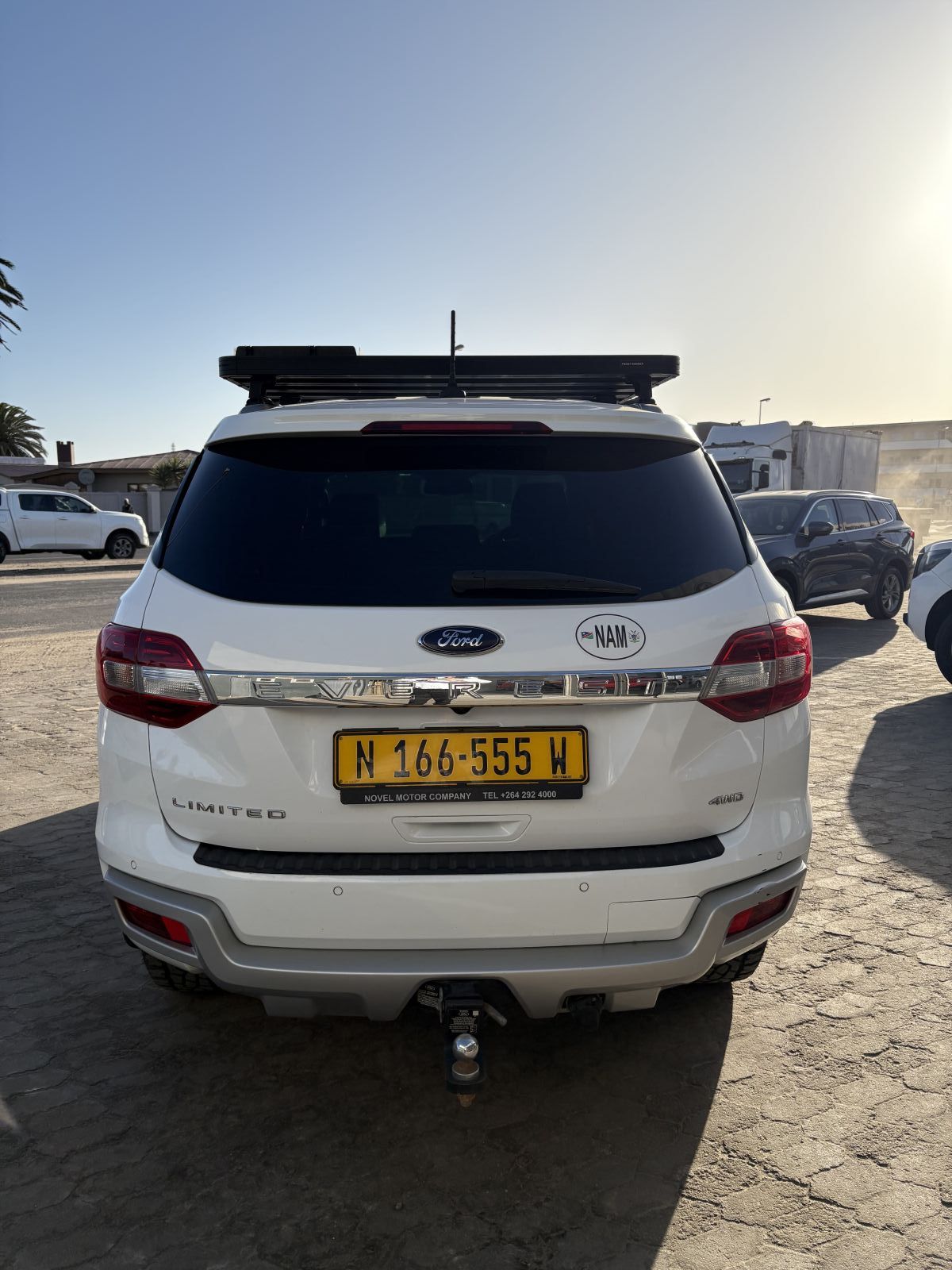 2022 Ford Everest photo 4