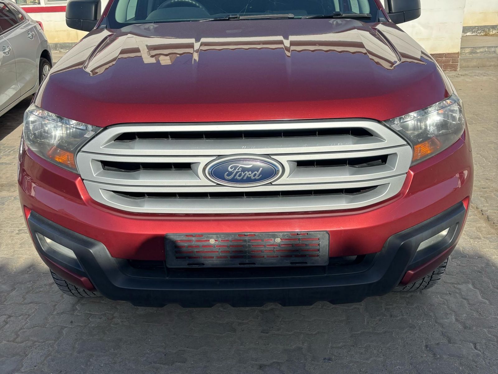 2018 Ford Everest photo 4