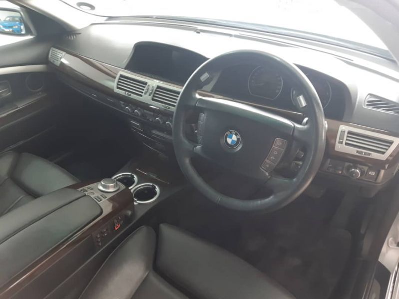 2008 BMW 7 Series photo 10