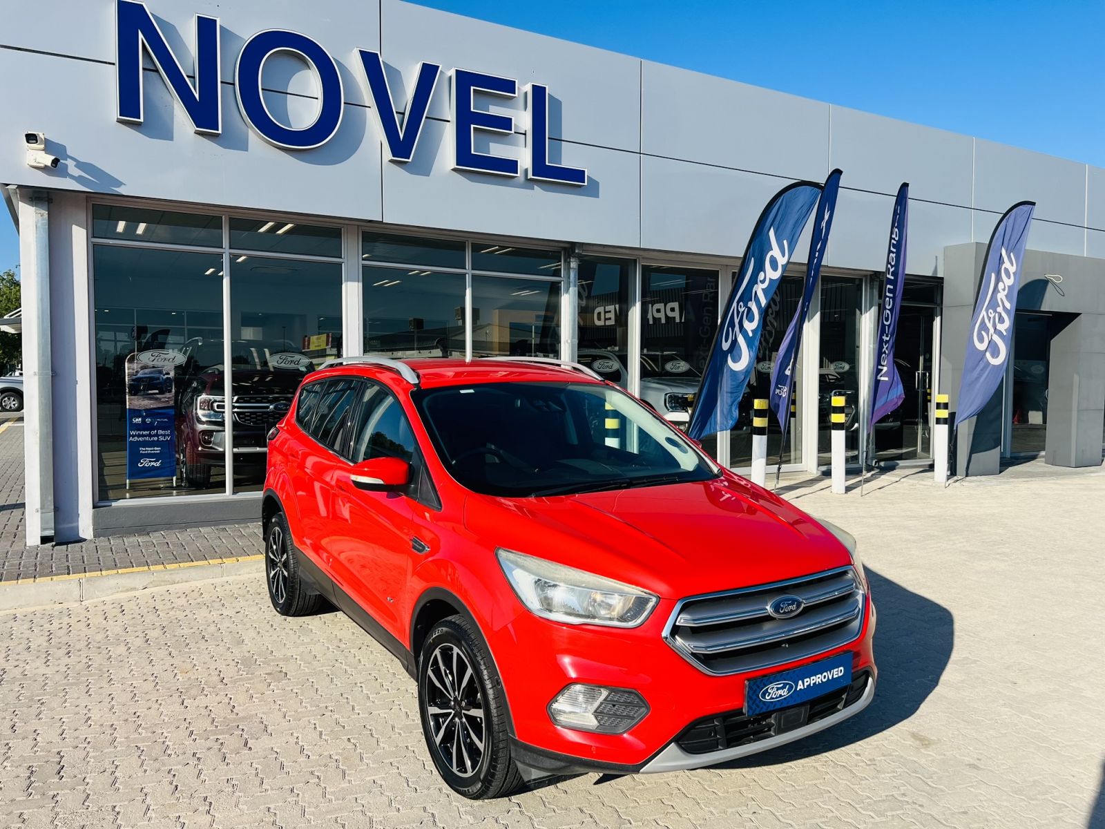 2019 Ford Kuga photo 1