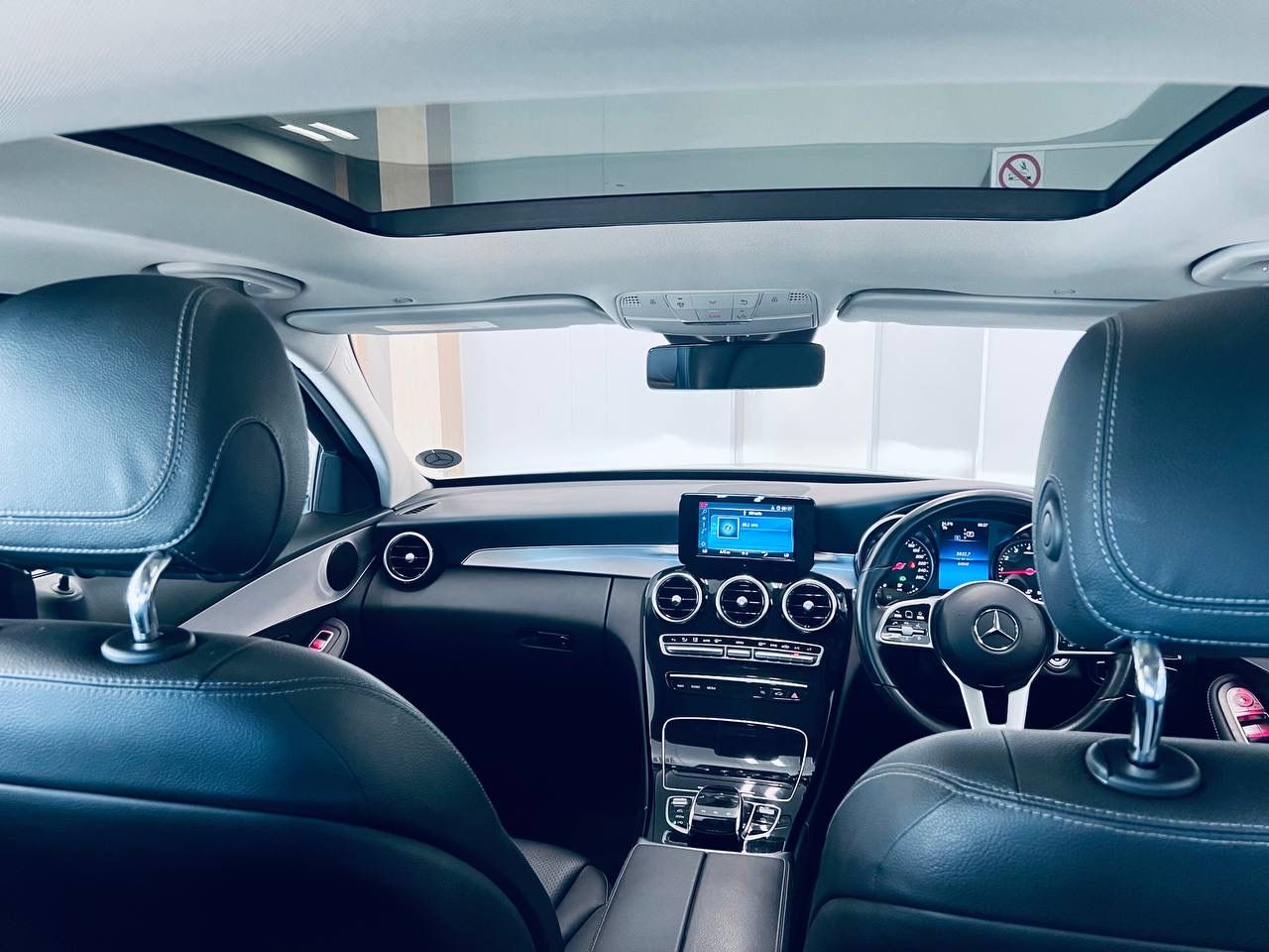 2021 Mercedes-Benz C Class photo 4