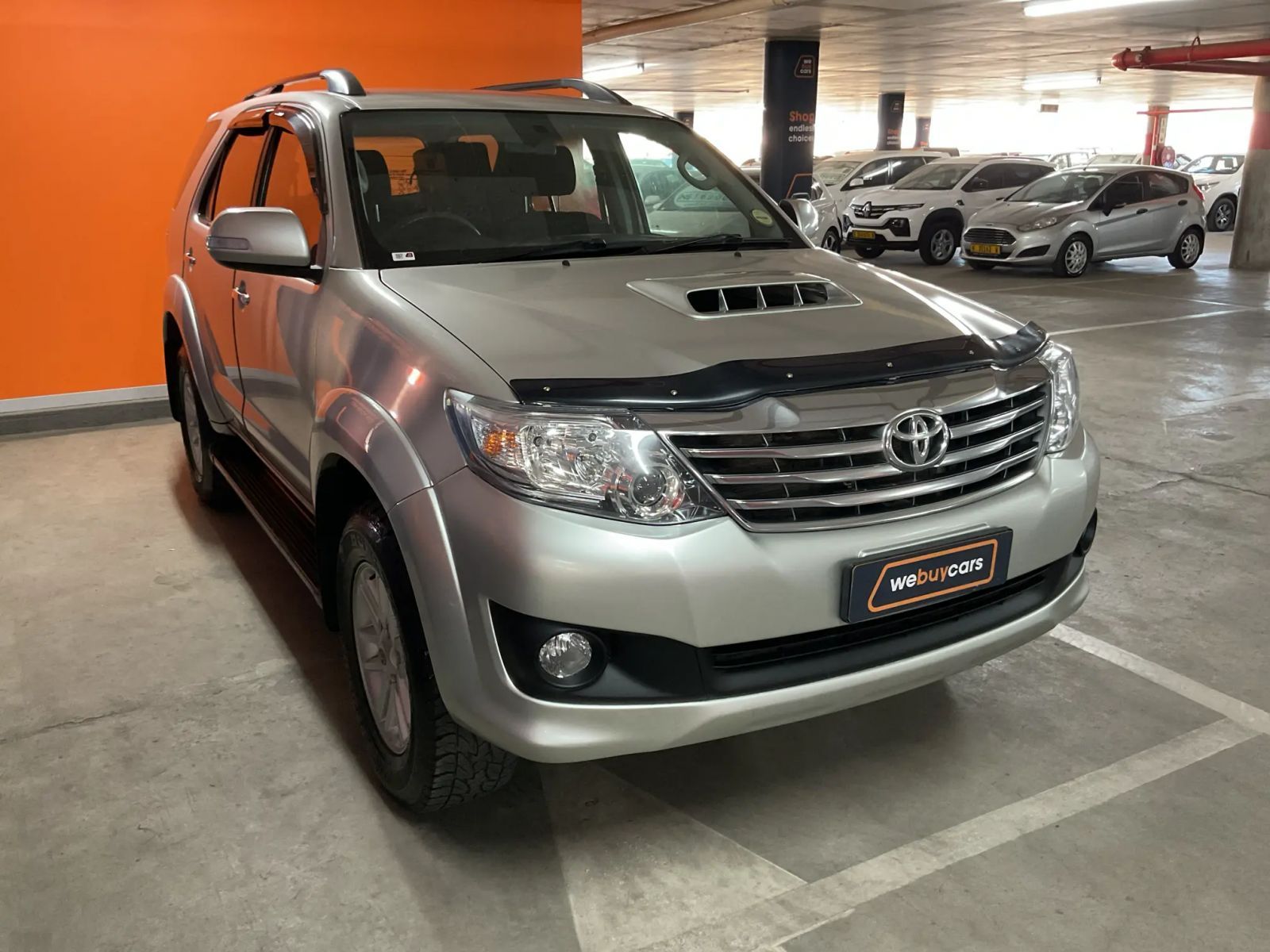 2013 Toyota Fortuner photo 5