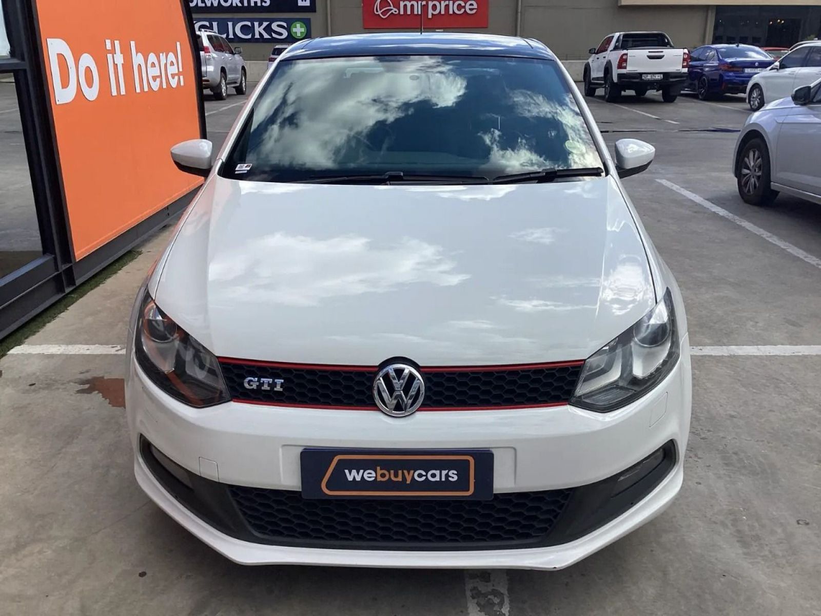 2014 Volkswagen Polo photo 2