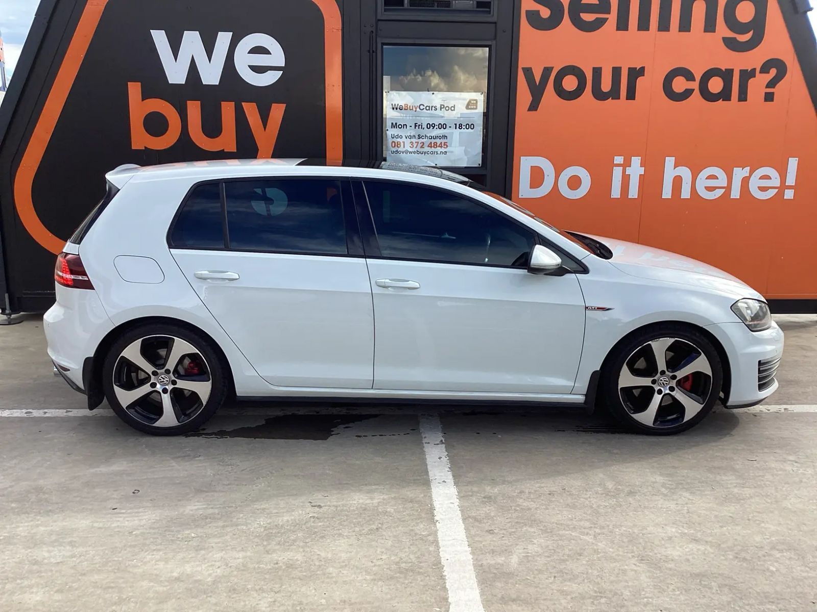 2015 Volkswagen Golf photo 4