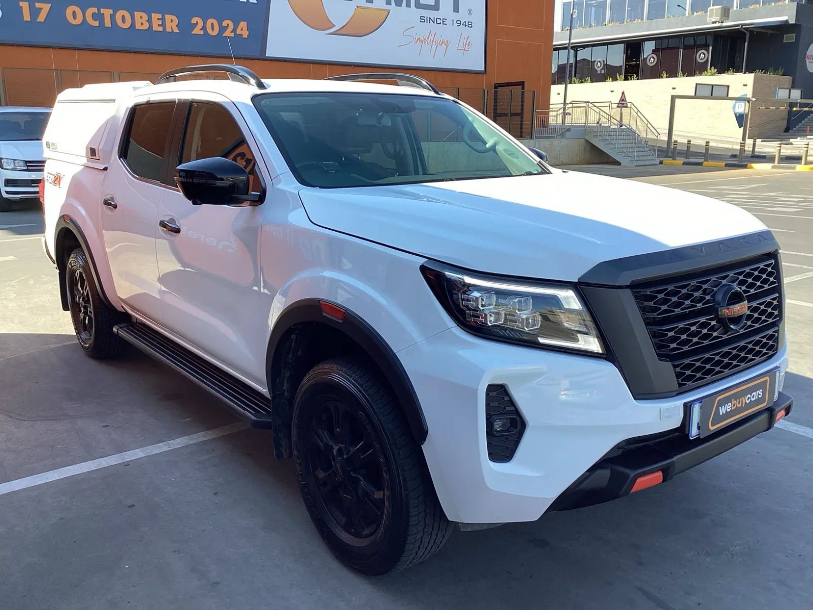 2022 Nissan Navara photo 3