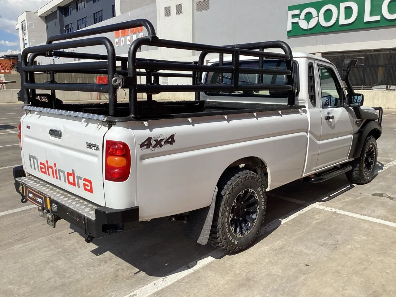 2022 Mahindra PIK UP photo 4