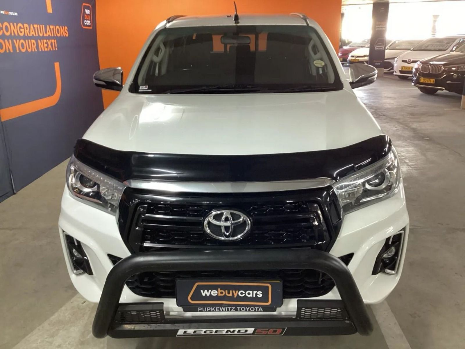 2017 Toyota Hilux photo 2