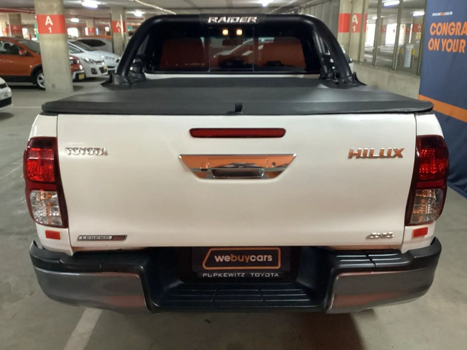 2017 Toyota Hilux photo 4