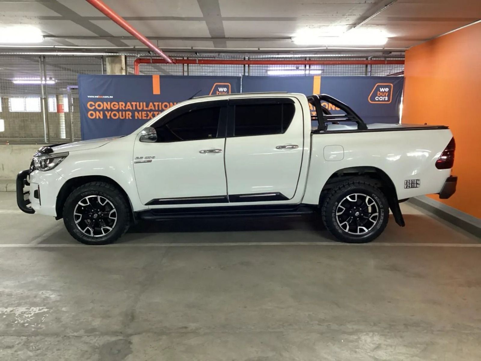 2017 Toyota Hilux photo 5
