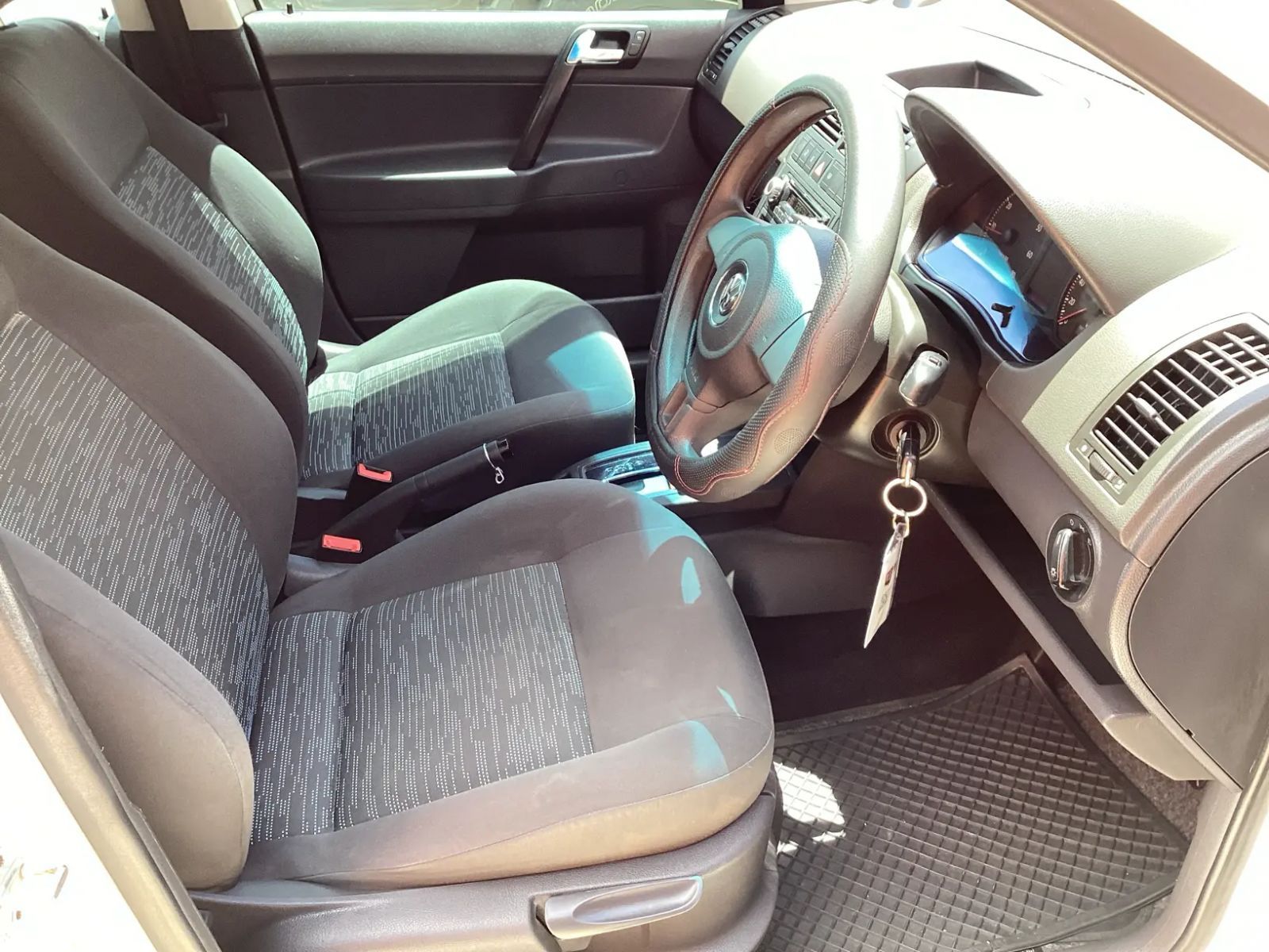 2015 Volkswagen Polo Vivo photo 10