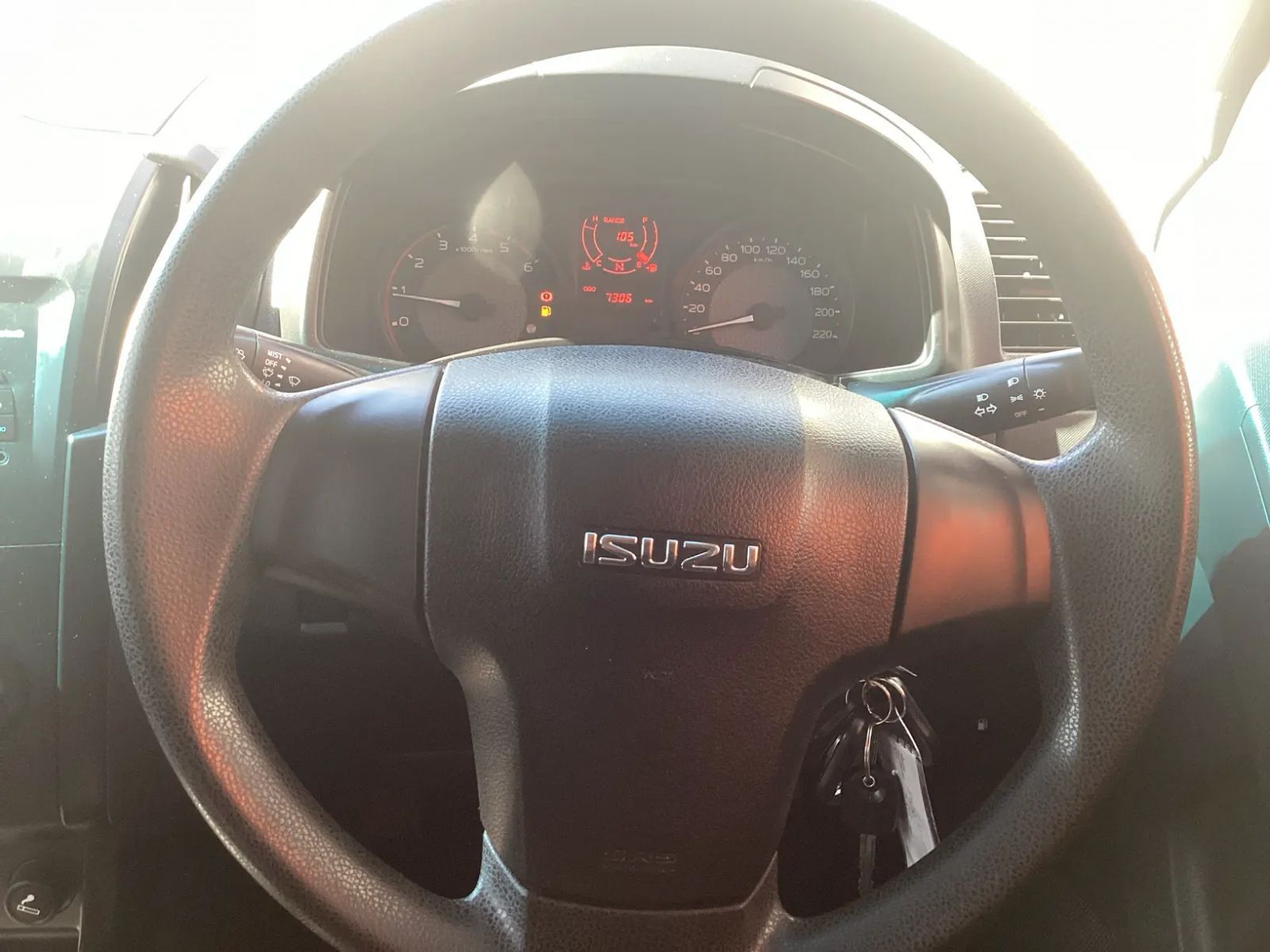 2021 Isuzu D-MAX photo 5