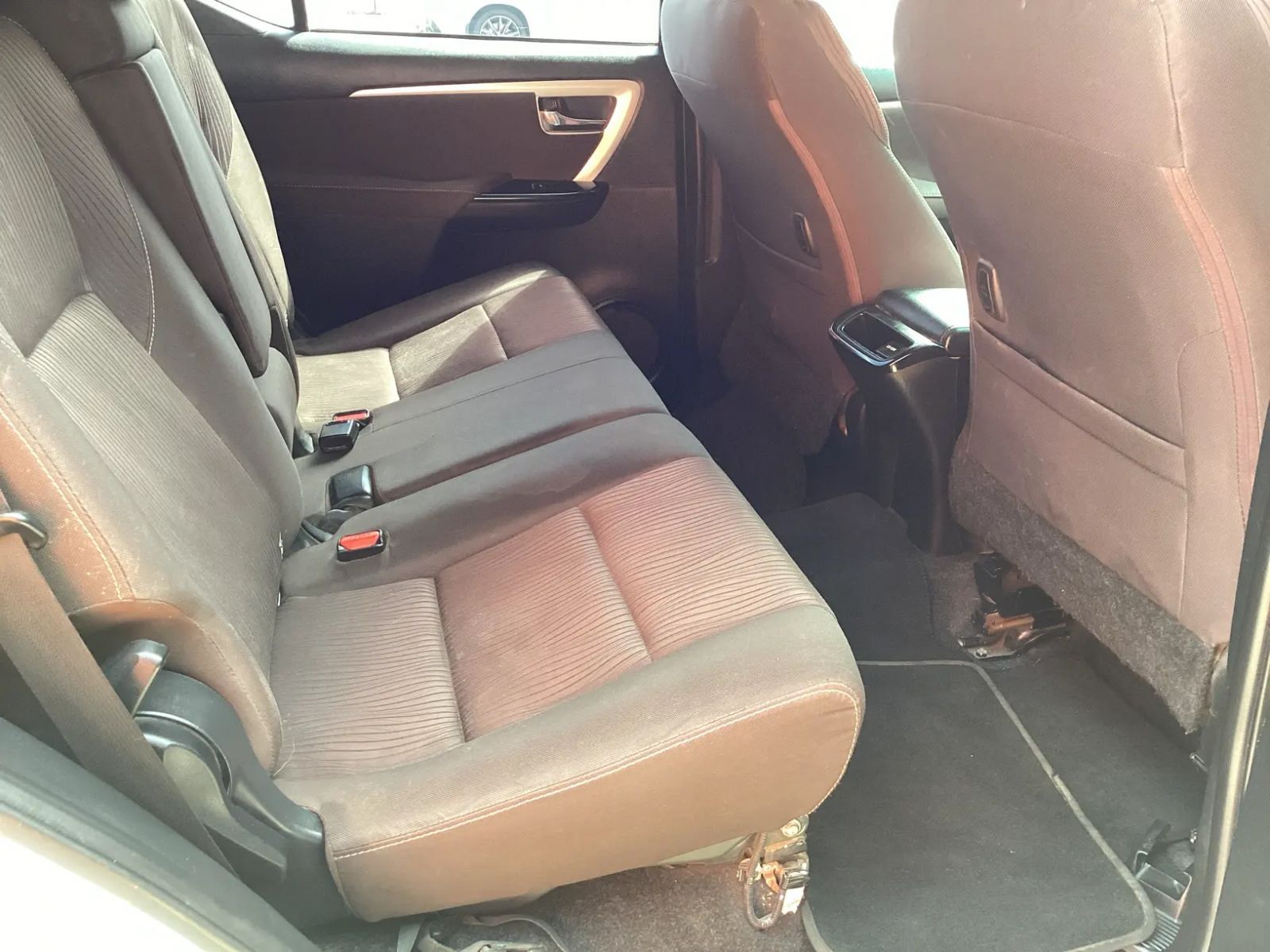 2016 Toyota Fortuner photo 10