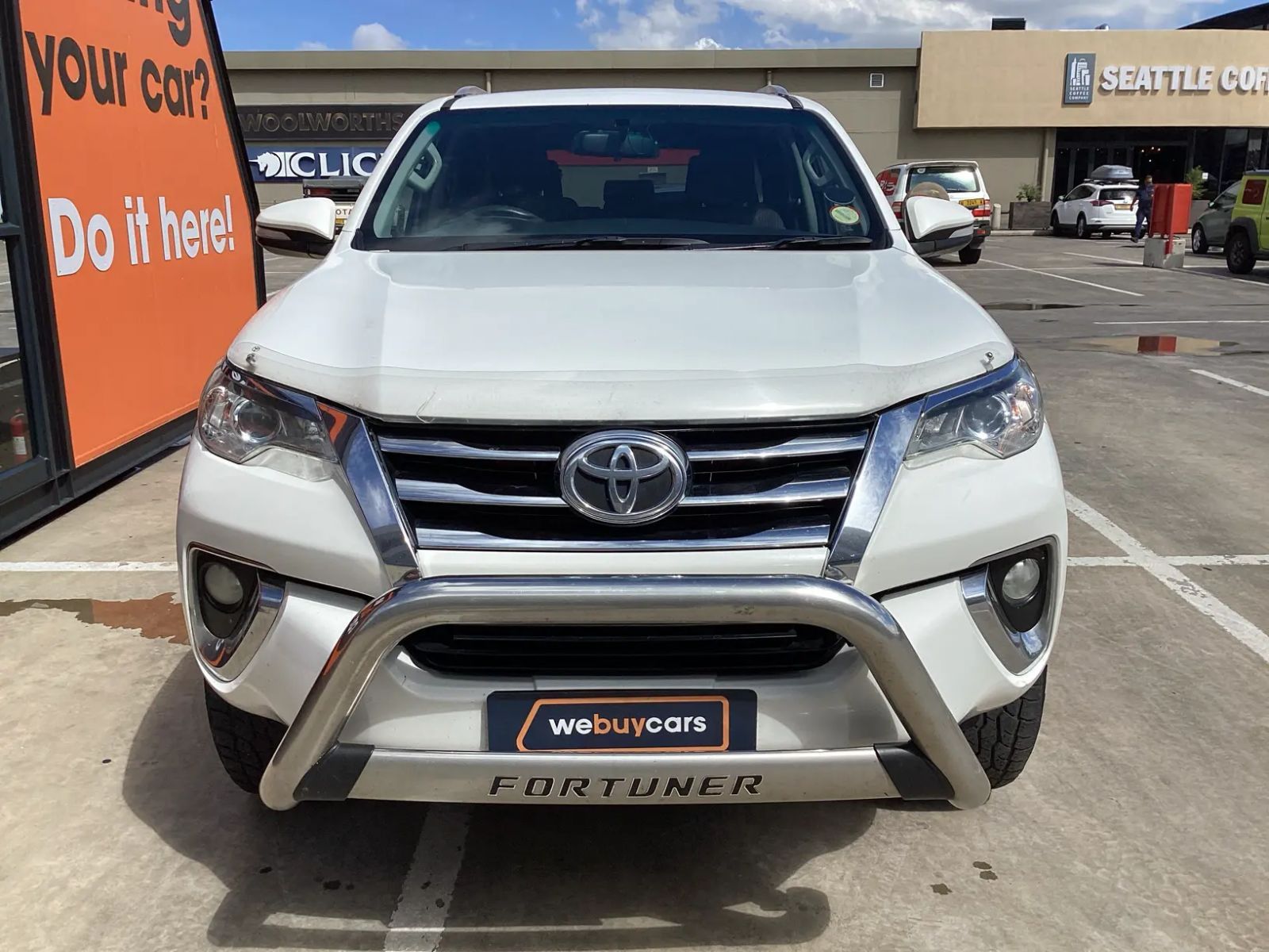 2016 Toyota Fortuner photo 5