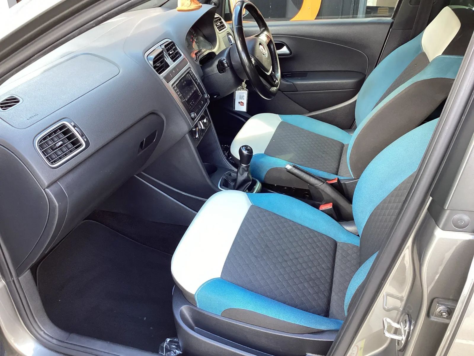 2021 Volkswagen Polo Vivo photo 8