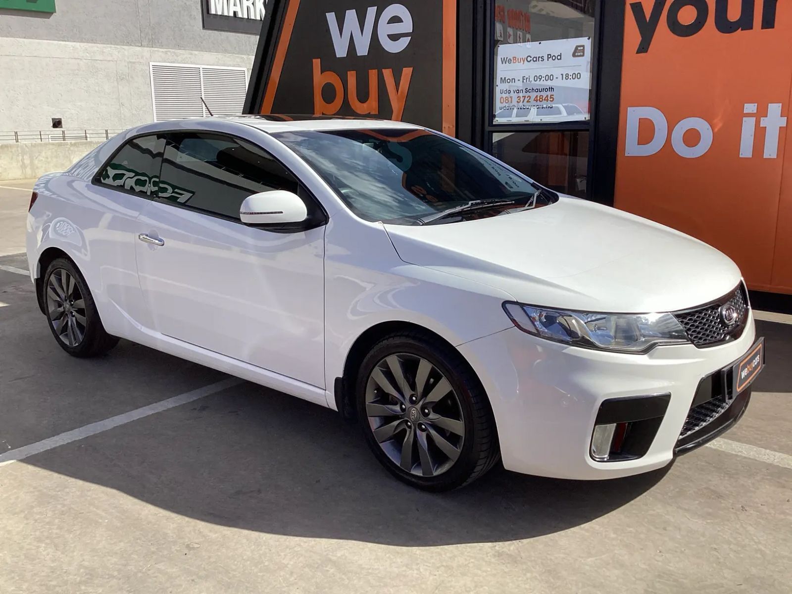 2011 Kia Cerato photo 2