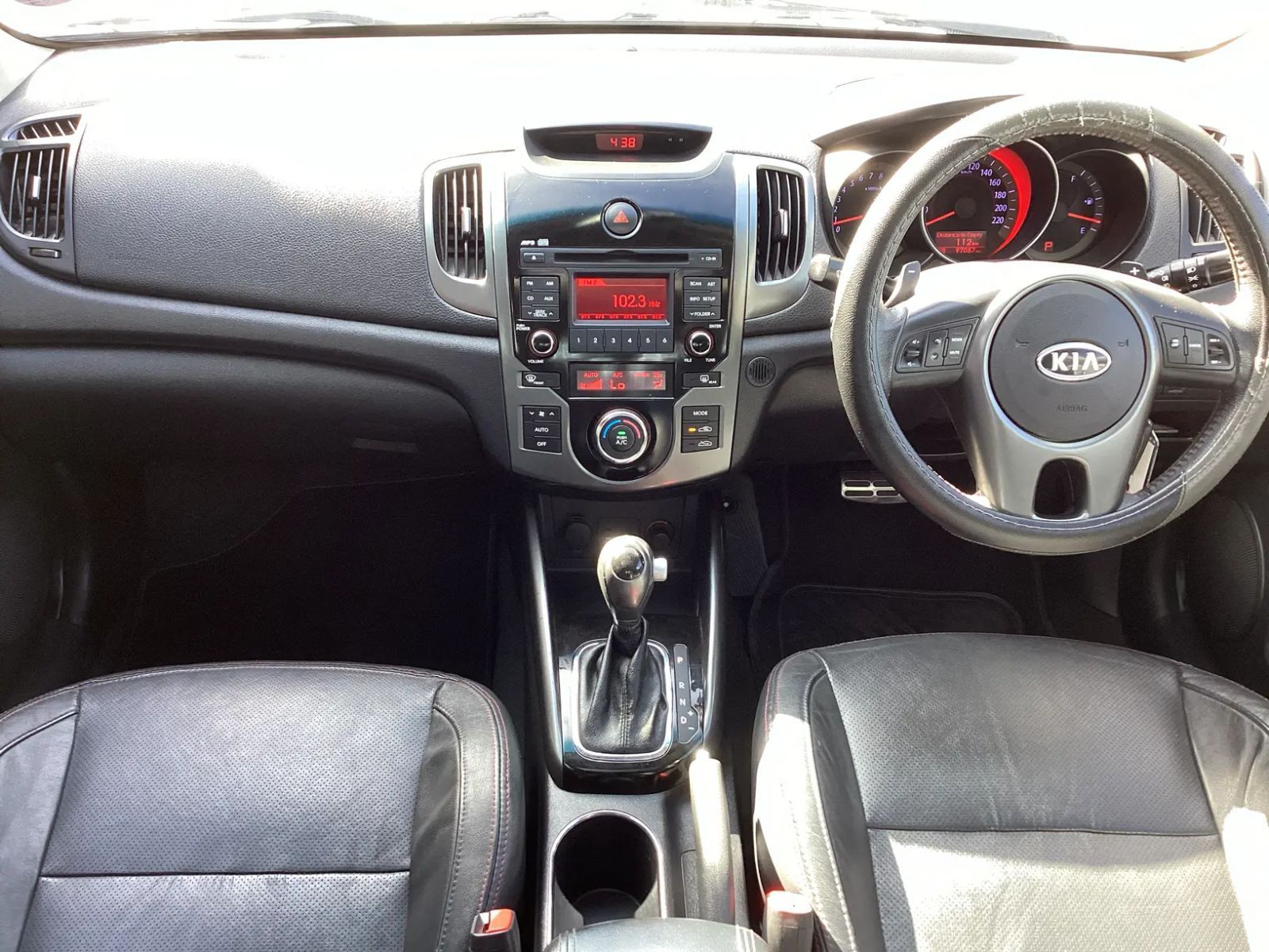 2011 Kia Cerato photo 7