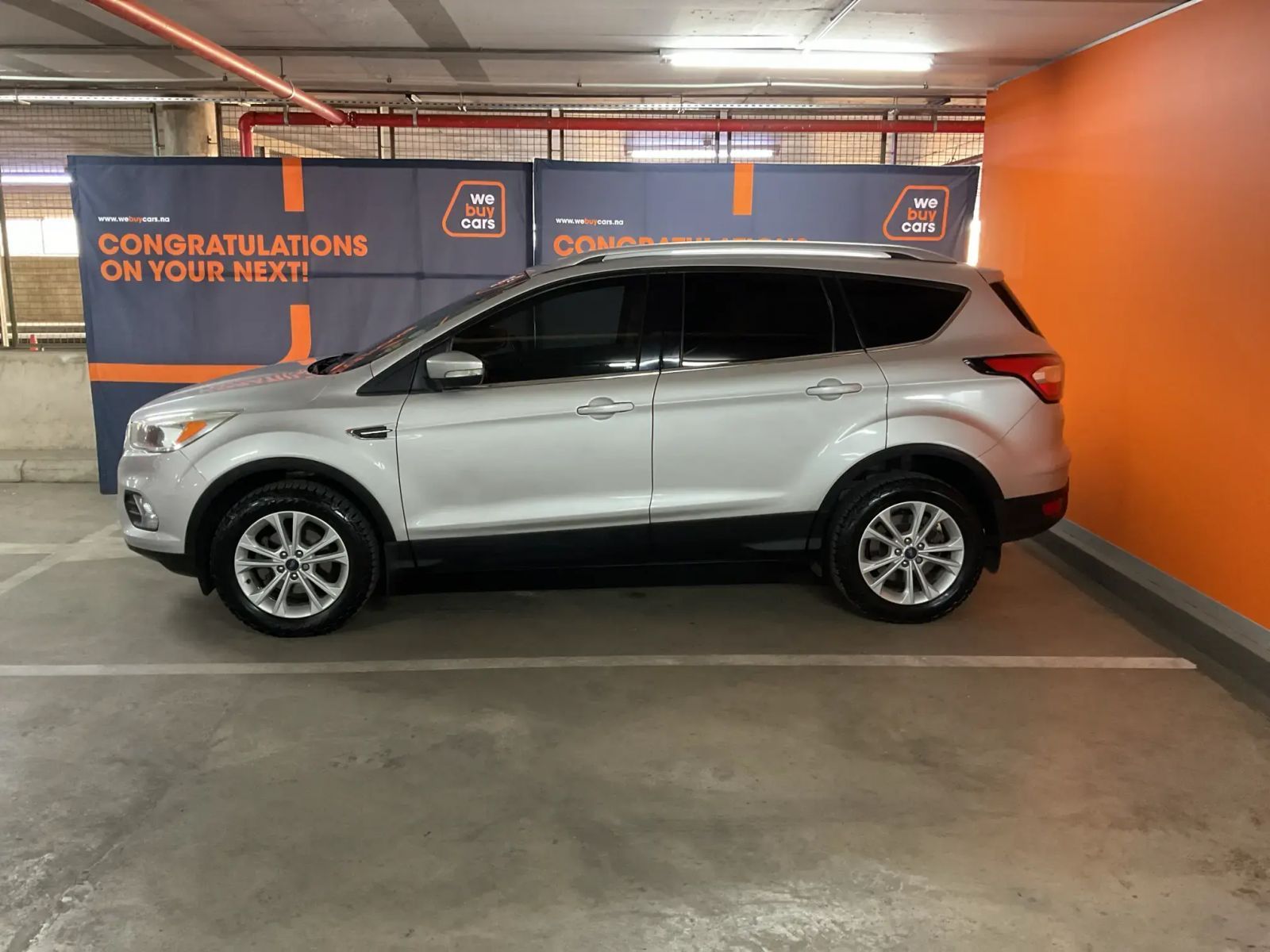 2017 Ford Kuga photo 2