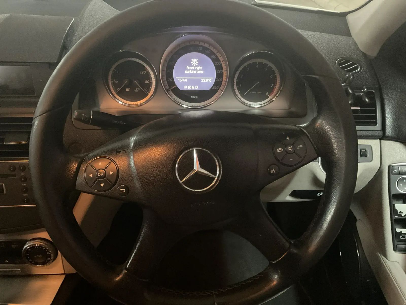 2011 Mercedes-Benz C Class photo 7